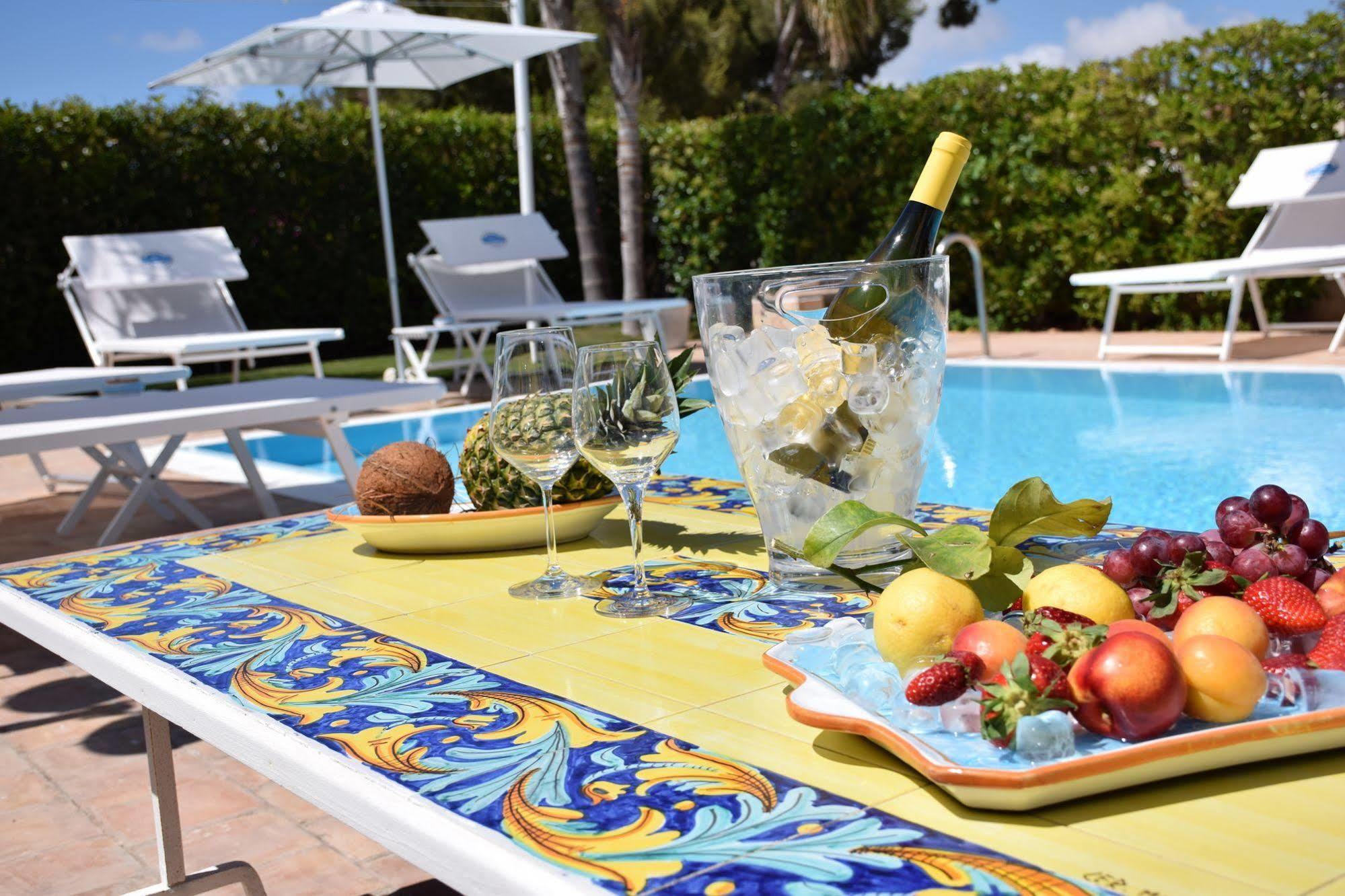 Villa Blanche Dimora Di Charme มาร์ซาลา ภายนอก รูปภาพ